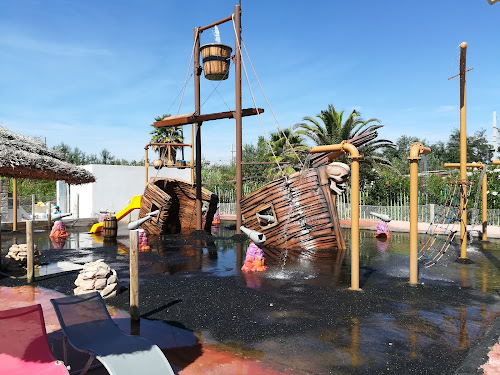 Parc d'attractions Pirateland: Mini-golf & Parc Aquatique Marseillan