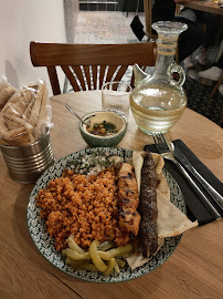 Plats et boissons du Restaurant libanais LITTLE BEYROUTH - HOUMMOS à Bois-Colombes - n°10