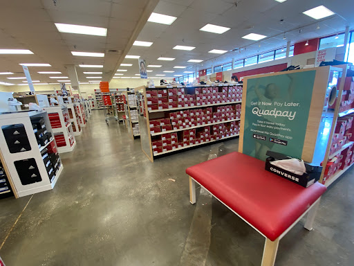 Shoe Store «Famous Footwear Outlet», reviews and photos, 5580 International Dr, Orlando, FL 32819, USA