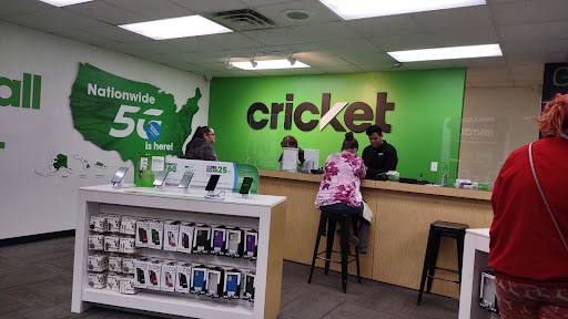 Cell Phone Store «Cricket Wireless Authorized Retailer», reviews and photos, 2545 N Kansas Expy, Springfield, MO 65803, USA
