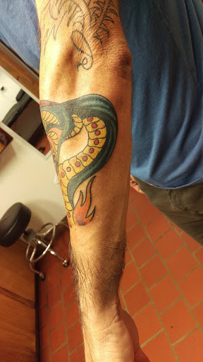 Tattoo Shop «Untouchable Ink», reviews and photos, 204 S Spring Garden Ave, DeLand, FL 32720, USA