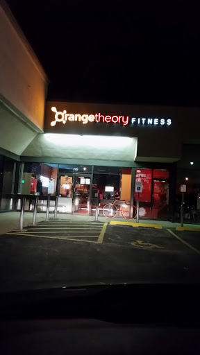 Health Club «Orangetheory Fitness, Oak Park», reviews and photos, 7121 W North Ave, Oak Park, IL 60302, USA