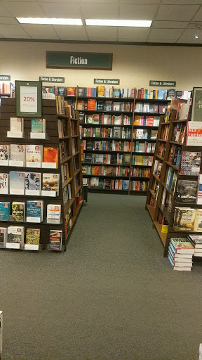 Book Store «Barnes & Noble», reviews and photos, 1424 Union Tpke, New Hyde Park, NY 11040, USA