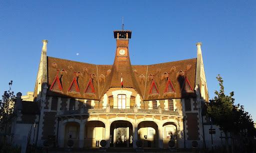 Mairie de village Bordeaux