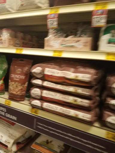 Pet Supply Store «PetSmart», reviews and photos, 355 Howe Ave, Cuyahoga Falls, OH 44221, USA