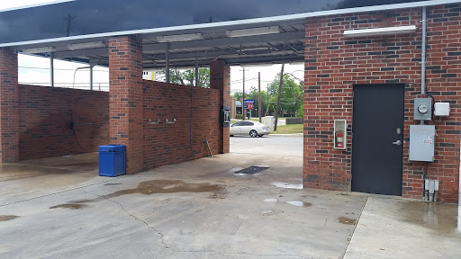 Connie's Car Wash en Georgetown