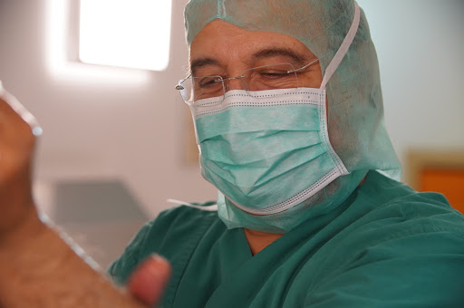 Dr. Aref El-Seweifi