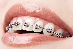 Geetanagar dental clinic image