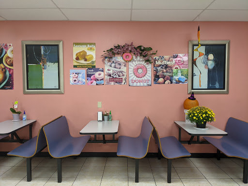 Donut Shop «Denton Donuts», reviews and photos, 505 W University Dr, Denton, TX 76201, USA