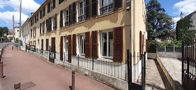 Défense Et Prévoyance Assurance. à Viroflay