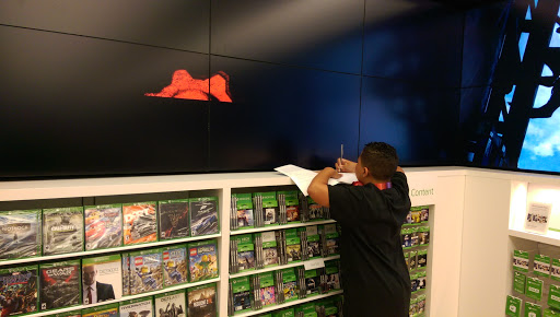 Computer Store «Microsoft Store - International Plaza», reviews and photos, 2223 N Westshore Blvd, Tampa, FL 33607, USA