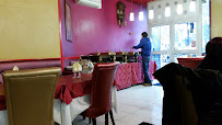 Atmosphère du Restaurant indien New Maharaja Grill à Saint-Denis - n°5