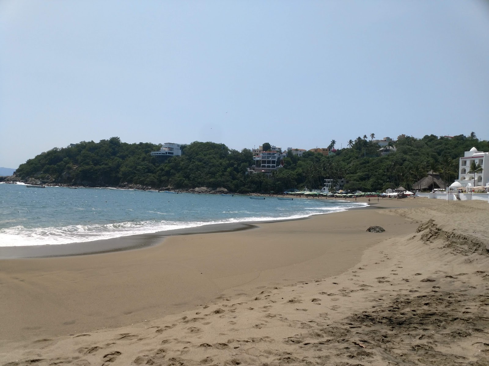 Foto van Playa la Audiencia met bruin zand oppervlakte