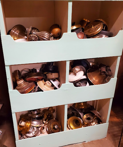 Architectural Salvage Store «Earthwise Architectural Salvage», reviews and photos, 628 E 60th St, Tacoma, WA 98404, USA