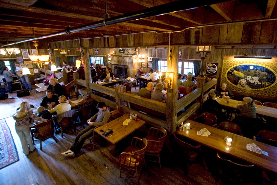 McMenamins Rock Creek Tavern