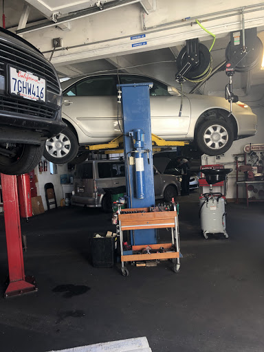 Auto Repair Shop «Mountain View Auto Repair Inc», reviews and photos, 845 W El Camino Real, Mountain View, CA 94040, USA