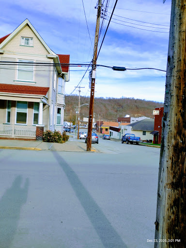 Liquor Store «Wine & Spirits Stores», reviews and photos, 105 3rd St, Charleroi, PA 15022, USA