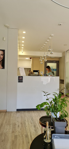 Σχόλια και κριτικές για το Σολομωνίδης Γιώργος Χειρ. Οδοντίατρος - Εμφυτευματολόγος