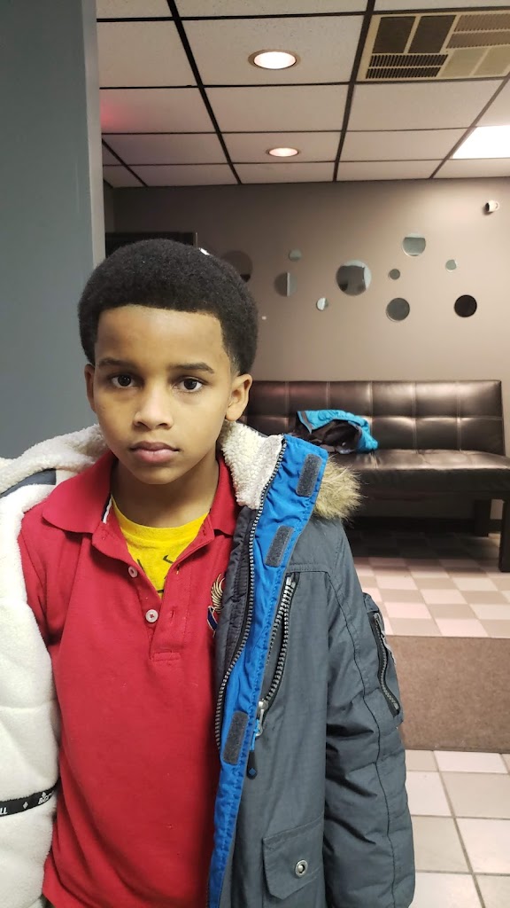 Blessed Hands Barber and Beauty Salon Redford Charter Twp, MI 48240