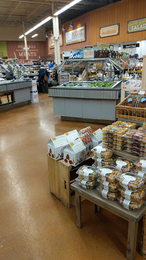 Grocery Store «Fresh Thyme Farmers Market- Greenwood IN», reviews and photos, 8750 US-31, Indianapolis, IN 46227, USA