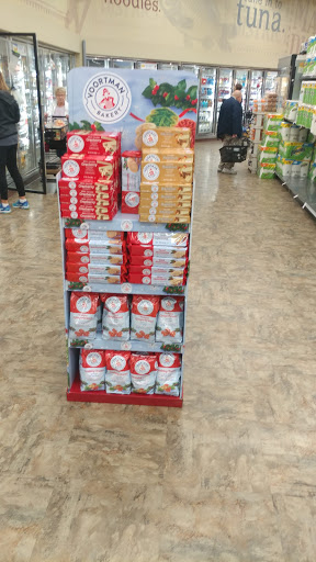 Grocery Store «Market District Supermarket», reviews and photos, 7000 Oxford Dr, Bethel Park, PA 15102, USA