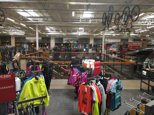 Camping Store «REI», reviews and photos, 8209 Watson St, McLean, VA 22102, USA