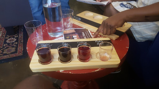 Liquor Store «Water 2 Wine», reviews and photos, 3300 W Anderson Ln #304, Austin, TX 78757, USA