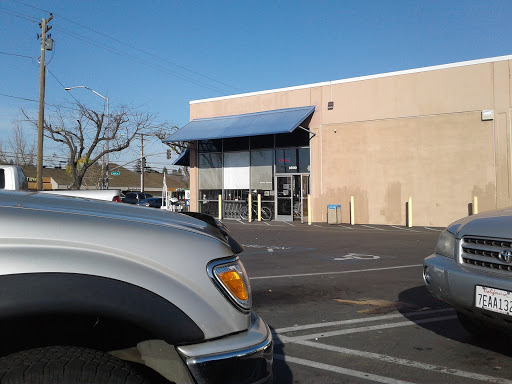 Thrift Store «The Good Samaritan Thrift Store», reviews and photos, 2500 McHenry Ave, Modesto, CA 95350, USA