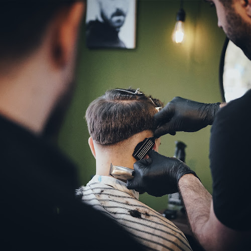 Opinii despre Lisnic Barbershop Tătărași Newton în <nil> - Salon de înfrumusețare