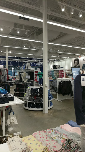 Clothing Store «Gap Outlet», reviews and photos, 6200 Grand River Blvd E #402, Leeds, AL 35094, USA