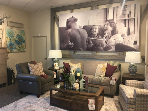 Furniture Store «La-Z-Boy Furniture Galleries», reviews and photos, 17400 NW Corridor Ct, Beaverton, OR 97006, USA