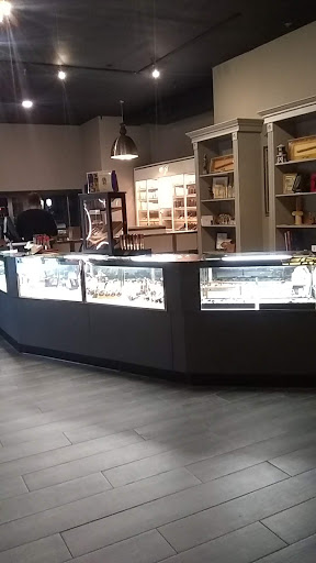 Cigar Shop «Executive Cigar Shop & Lounge», reviews and photos, 837 E New Haven Ave, Melbourne, FL 32901, USA