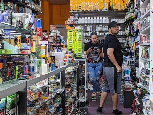 Shopping Mall «Fairfield Shopping Center», reviews and photos, 5322 Lord Dunmore Ct, Virginia Beach, VA 23464, USA