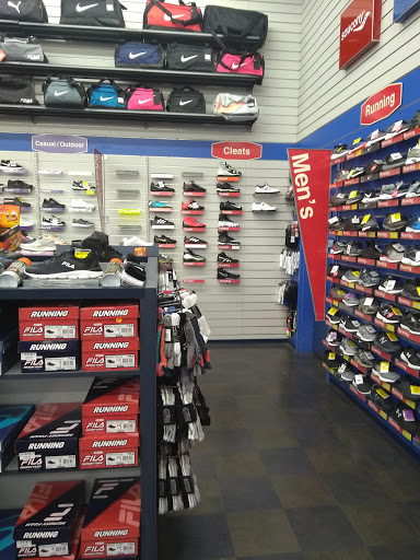 Sporting Goods Store «Big 5 Sporting Goods», reviews and photos, 22631 Bothell Everett Hwy a, Bothell, WA 98021, USA