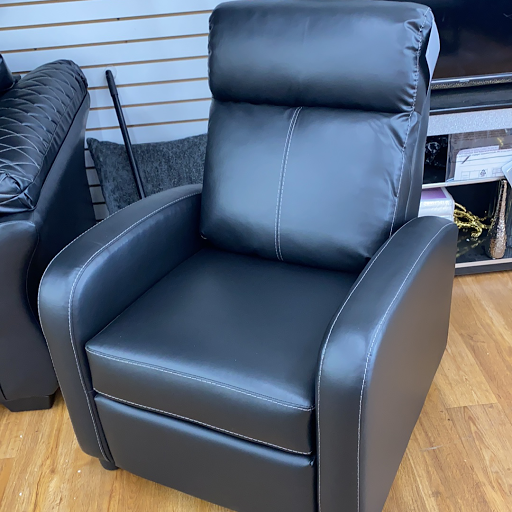 Furniture Store «Discount Furniture World», reviews and photos, 1902 Coliseum Blvd, Greensboro, NC 27403, USA