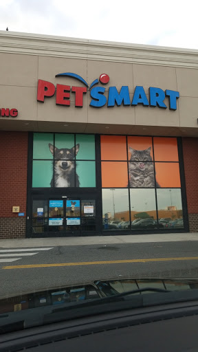 Pet Supply Store «PetSmart», reviews and photos, 2360 W Oregon Ave, Philadelphia, PA 19145, USA