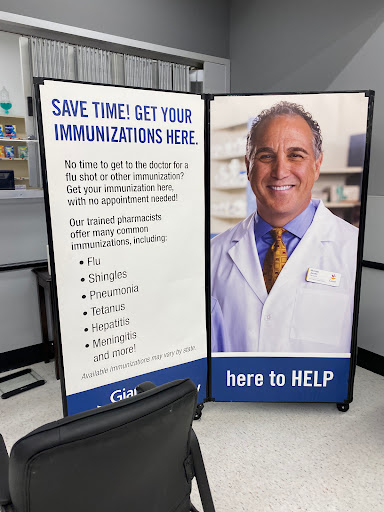 Supermarket «Giant», reviews and photos, 18250 Flower Hill Way, Gaithersburg, MD 20879, USA