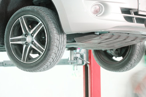 Auto Repair Shop «Finishline Auto Repair & Towing», reviews and photos, 19011 E Quincy Ave, Aurora, CO 80015, USA