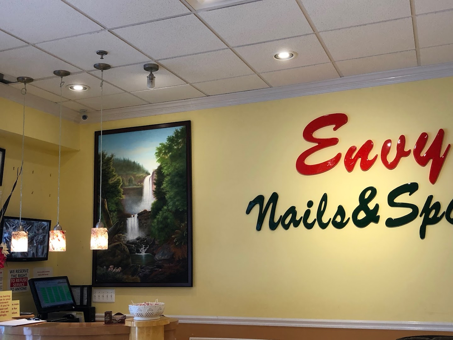 Envy Nails & Spa