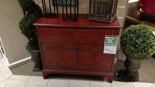 Furniture Store «Art Van Furniture - Taylor», reviews and photos, 22035 Eureka Rd, Taylor, MI 48180, USA