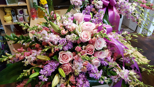 Florist «Eclectic Garden», reviews and photos, 323 Walnut St, St Charles, IL 60174, USA