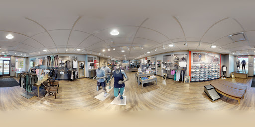 Shoe Store «New Balance - Milwaukee», reviews and photos, 17155 W Bluemound Rd a, Brookfield, WI 53005, USA