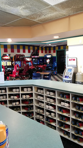 Bowling Alley «Obx Bowling», reviews and photos, 200 W Satterfield Landing Rd, Kill Devil Hills, NC 27948, USA