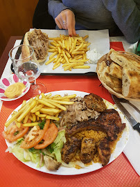 Plats et boissons du Kebab Restaurant Firat à Paris - n°12