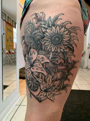 Fishbone Tattoos & Piercings, 9879 US-1, Sebastian, FL 32958, USA, 