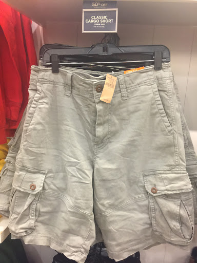 Clothing Store «AEO Factory Store», reviews and photos, 8200 Vineland Ave Suite 101, Orlando, FL 32821, USA