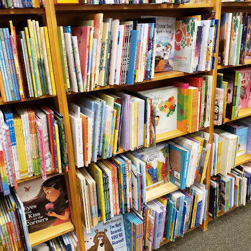 Book Store «Barnes & Noble», reviews and photos, 470 Universal Dr N, North Haven, CT 06473, USA