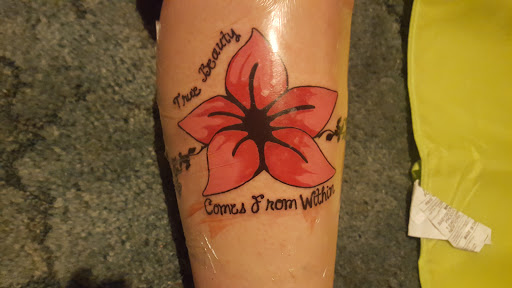 Tattoo Shop «Mitten Mayhem Tattoos and Piercings», reviews and photos, 1189 N Nottawa St b, Sturgis, MI 49091, USA