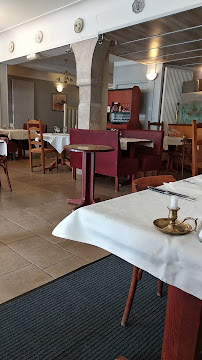 Atmosphère du Restaurant français Le Bord d'Eau à Briare - n°2