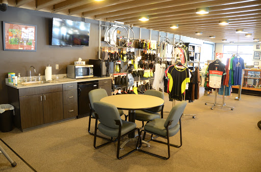 Bicycle Store «Madison & Davis Bicycle Shop», reviews and photos, 912 S 8th St, Quincy, IL 62301, USA